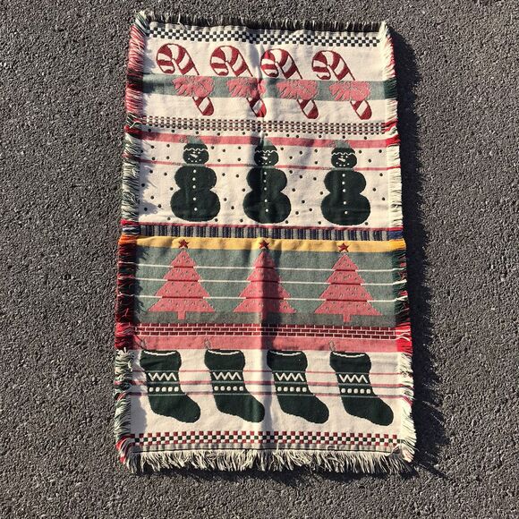 Christmas Holiday Fringed Tapestry Throw Lap Blanket Textile Wall Hanging  28x45 - Picture 9 of 10